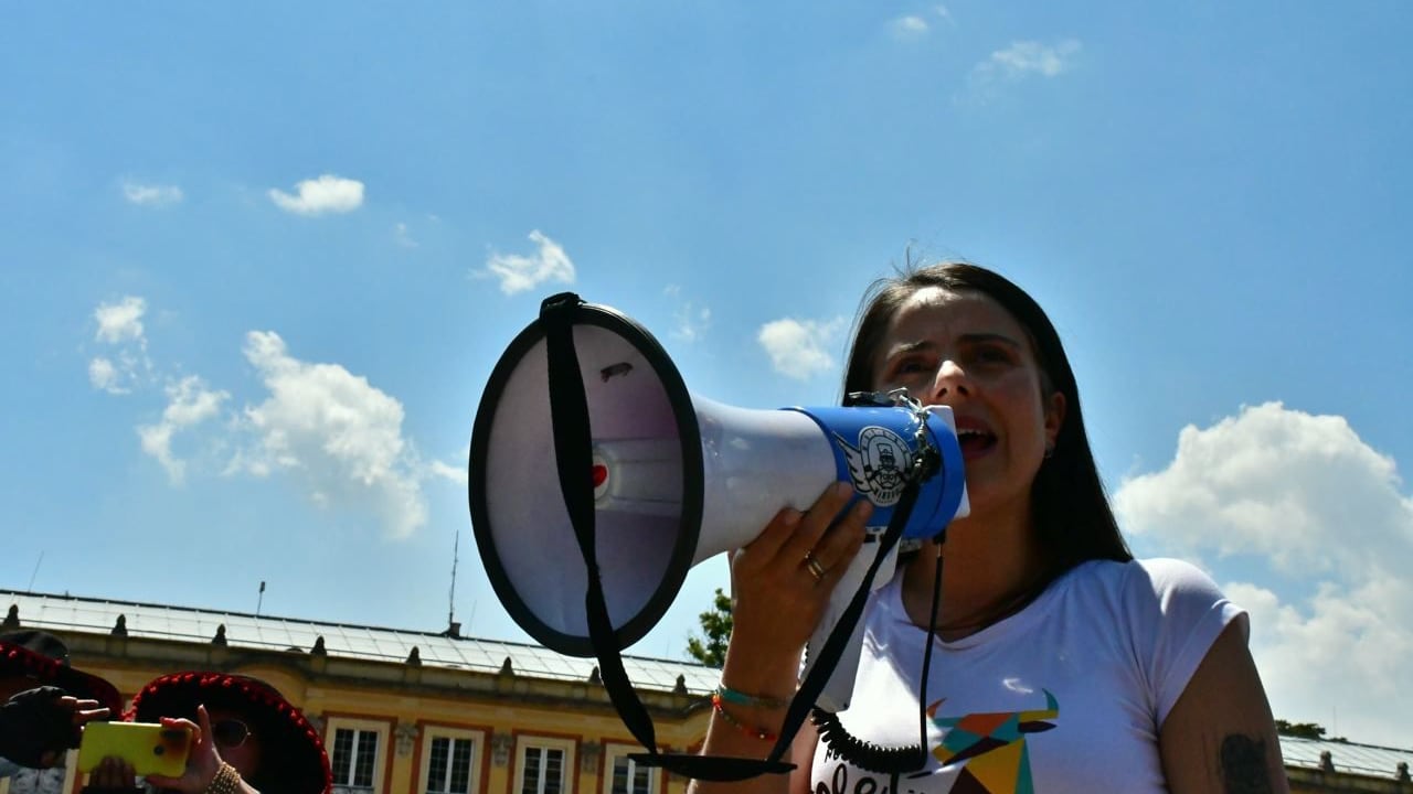 Esmeralda Hernández.