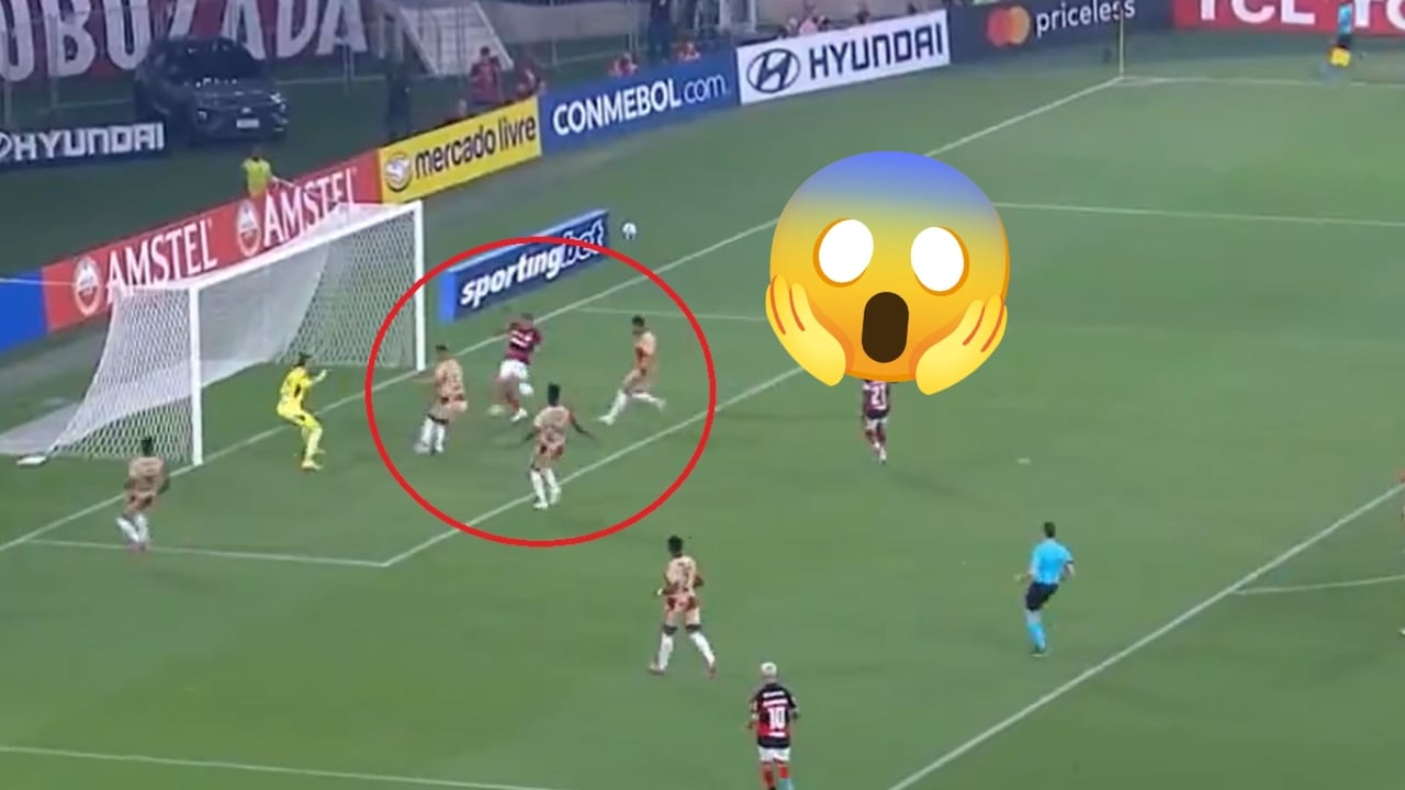 Momento exacto del error de Jorge Carrascal.