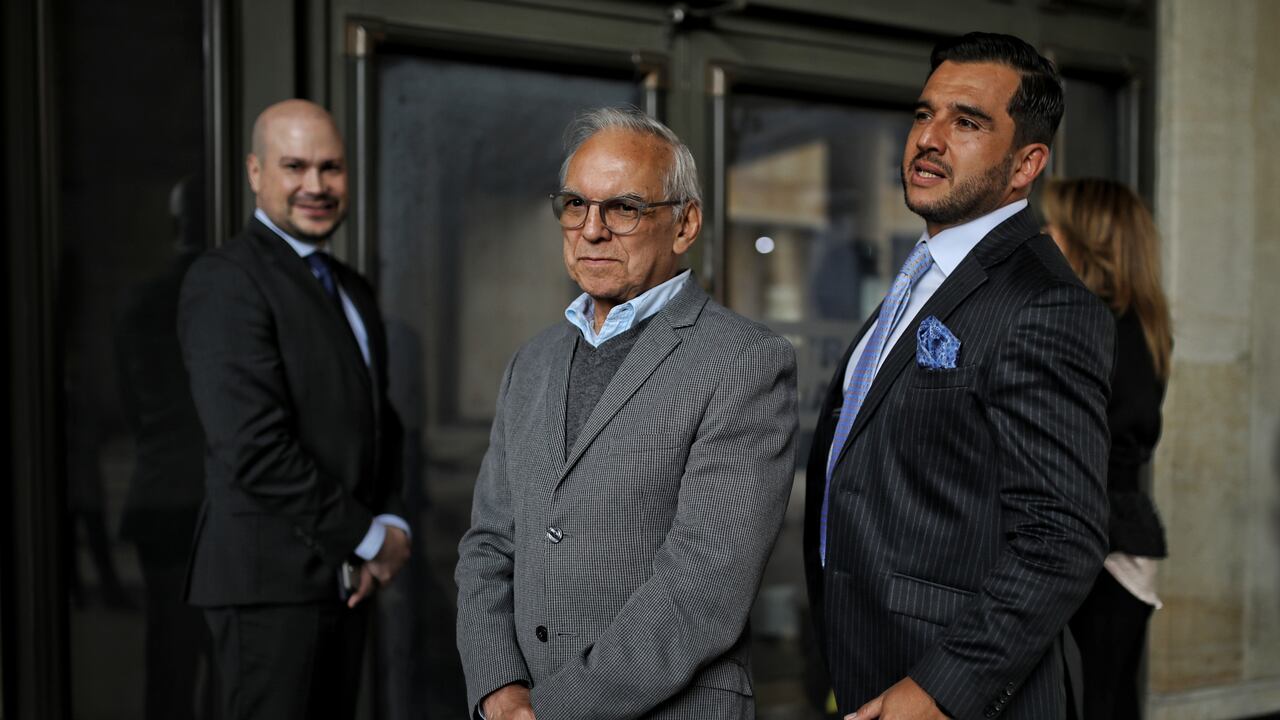 El exministro Ricardo Bonilla declarará en calidad de testigo dentro del proceso en el que fueron citados todos los congresistas de la comisión parlamentaria de crédito público.