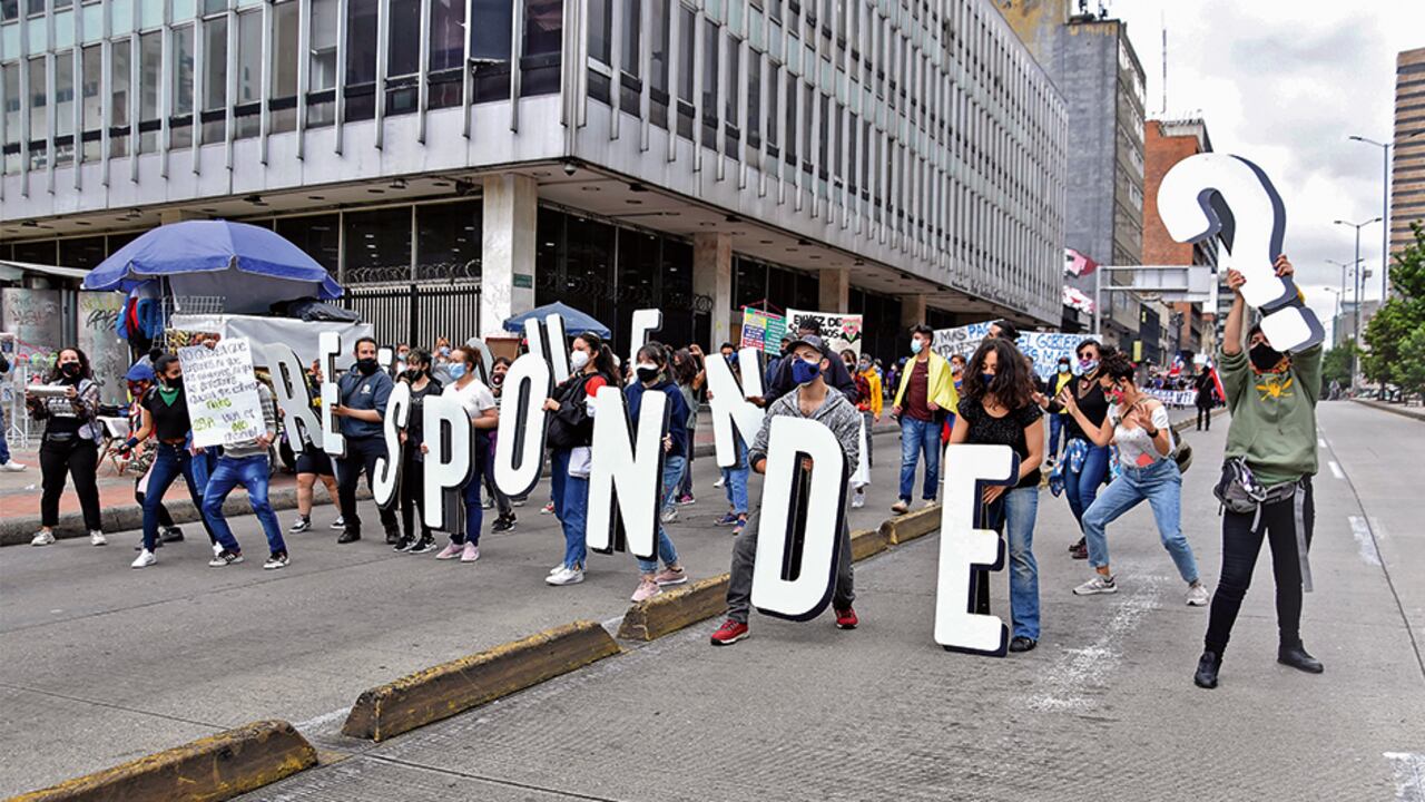 Aunque las protestas tienen razones de peso que las justifican, la gente se está cansando de los taponamientos y de la imposibilidad de trabajar. ¿Quién pagará los platos rotos?