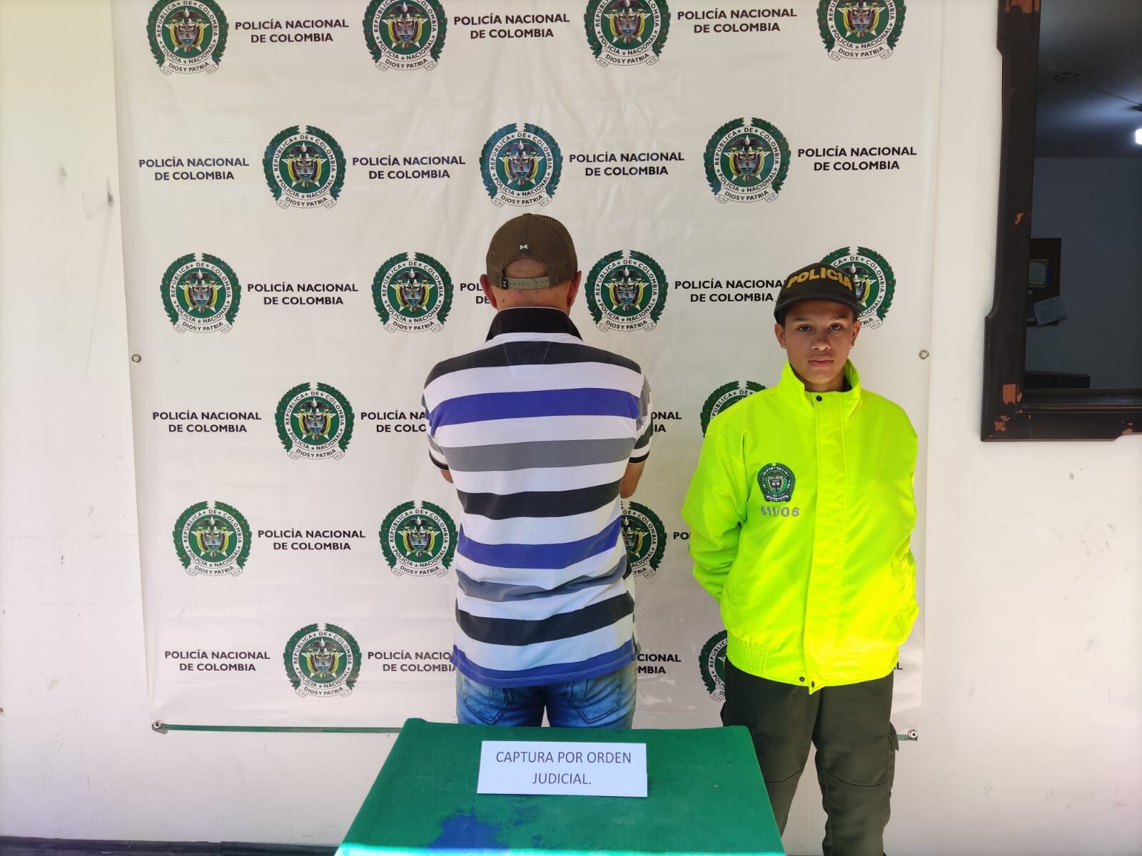 Al parecer comercializaba estupefacientes en entornos escolares