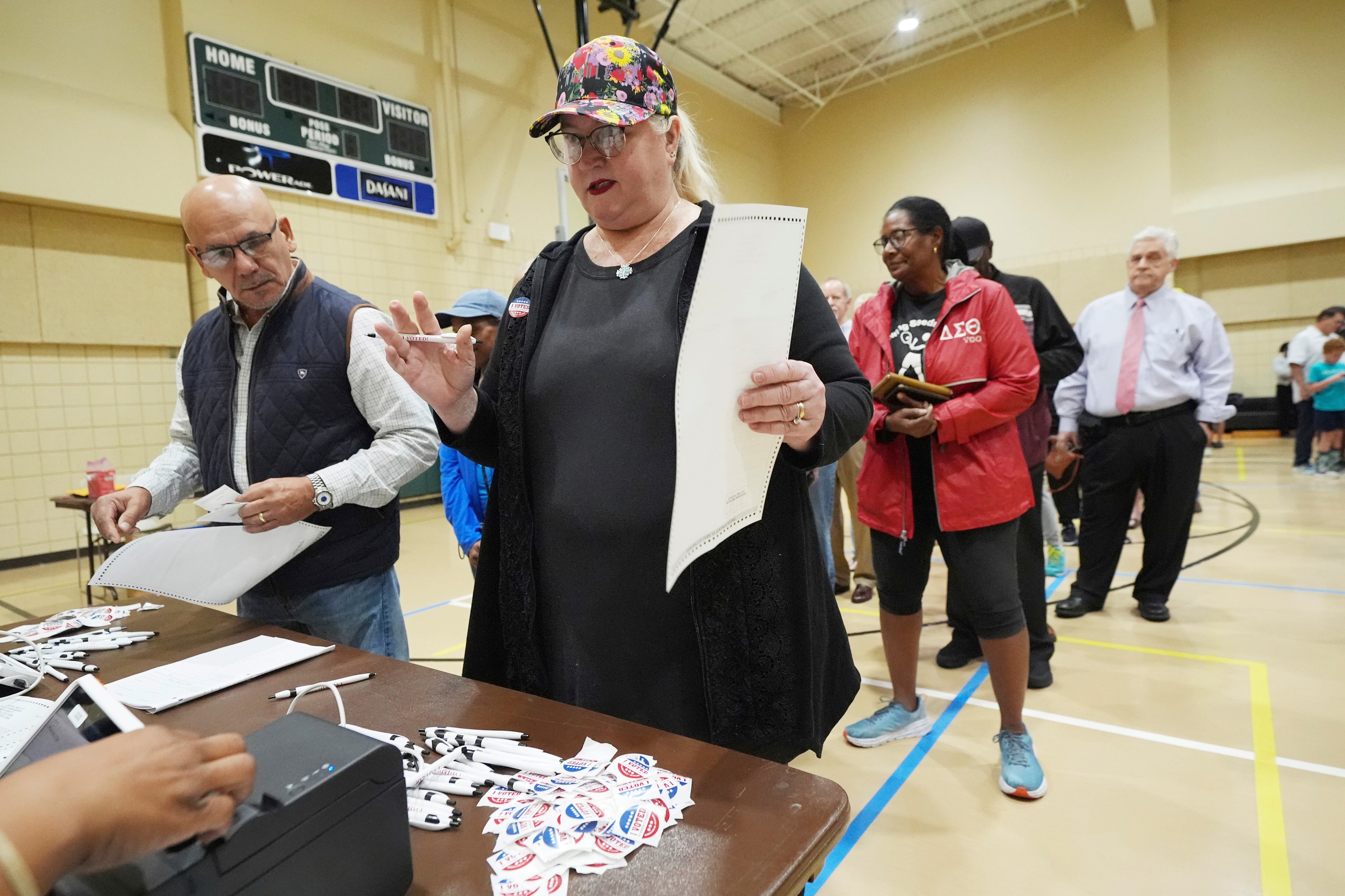 votaciones entre Kamala Harris y Donald Trump.  elecciones
