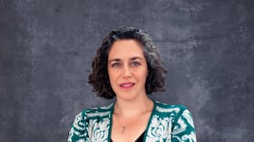 Cristina Vélez fue seleccionada para participar en el programa insignia de liderazgo de la Universidad de
Yale como Greenberg World Fellow en 2020.