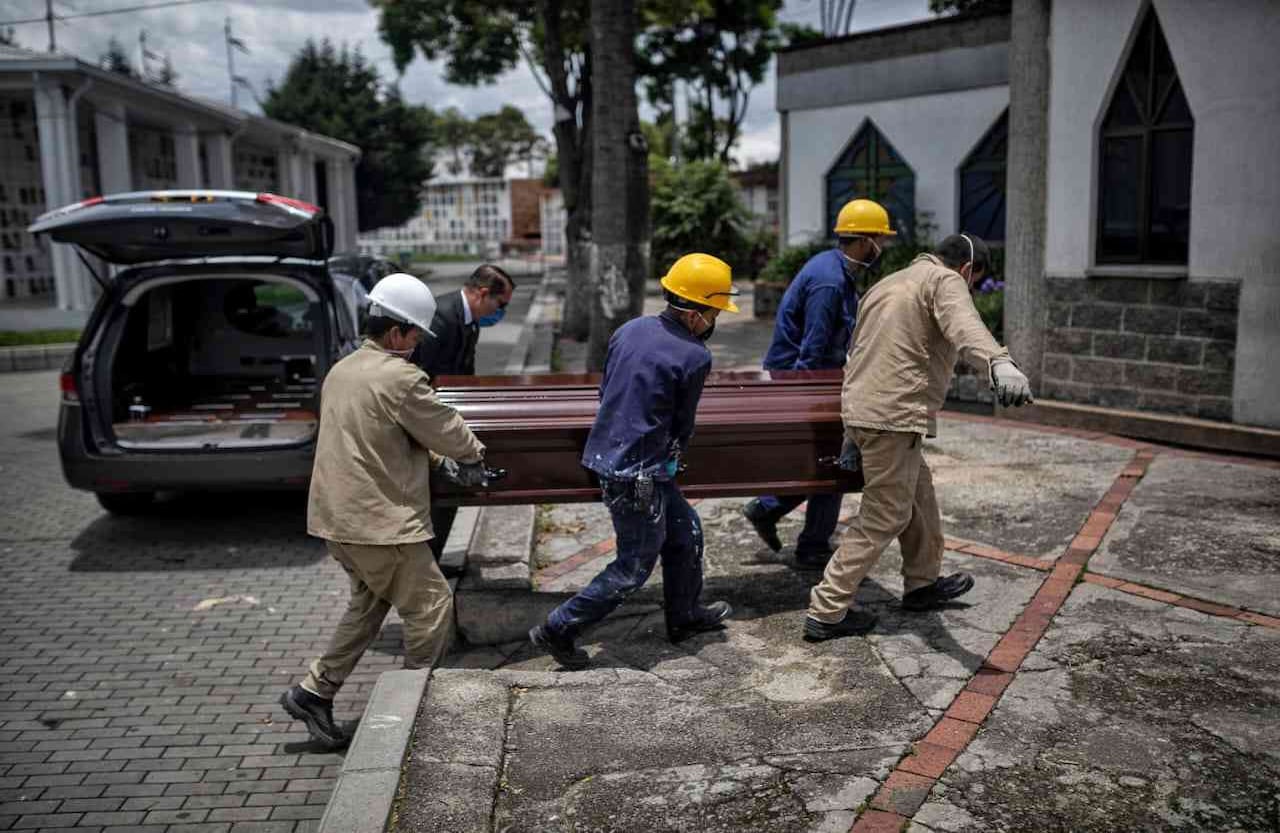 Los esfuerzos de los médicos no fueron suficientes y Carlos Javier murió el 30 de marzo, luego de permanecer ocho días internado. Foto: Esteban Vega La-Rotta/SEMANA