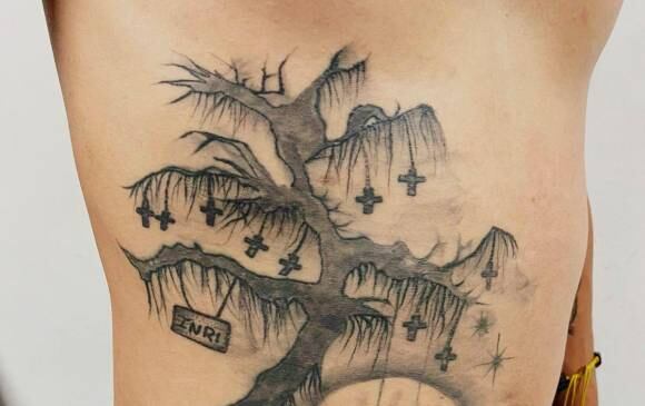 Una vez terminaba los homicidios se tatuaba el cuerpo para registrar el asesinato.