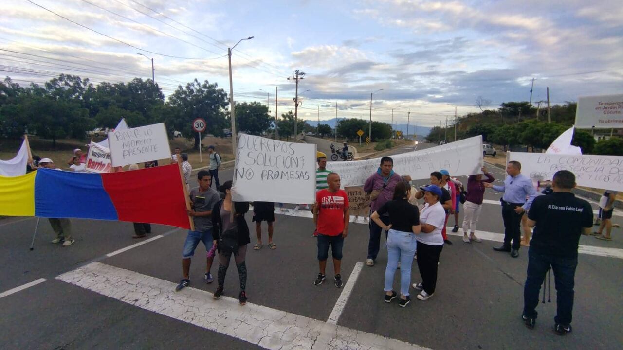 "Queremos soluciones, no promesas", habitantes del barrio Morelli.