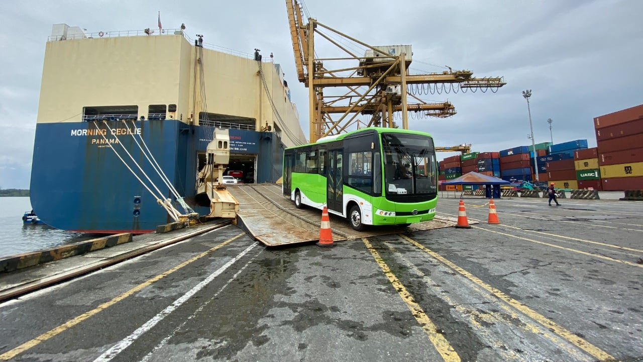 La ministra de Transporte, Ángela María Orozoco, aseguró que este plan establece acciones y estrategias a corto, mediano y largo plazo para impulsar el transporte limpio en Colombia.