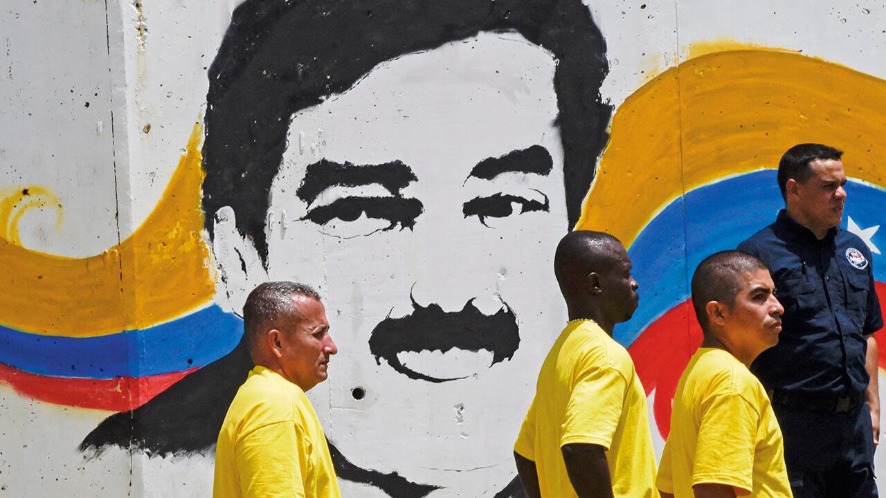 El Helicoide fue diseñado para ser un centro comercial de Caracas, pero fue convertido en un sitio de tortura del régimen chavista. 