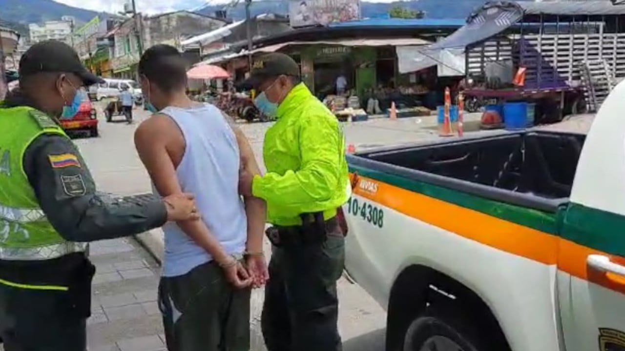 Alias Mono Leche fue detenido por la Policía de Tránsito cuando se escondía en una casa y en el departamento del Meta.