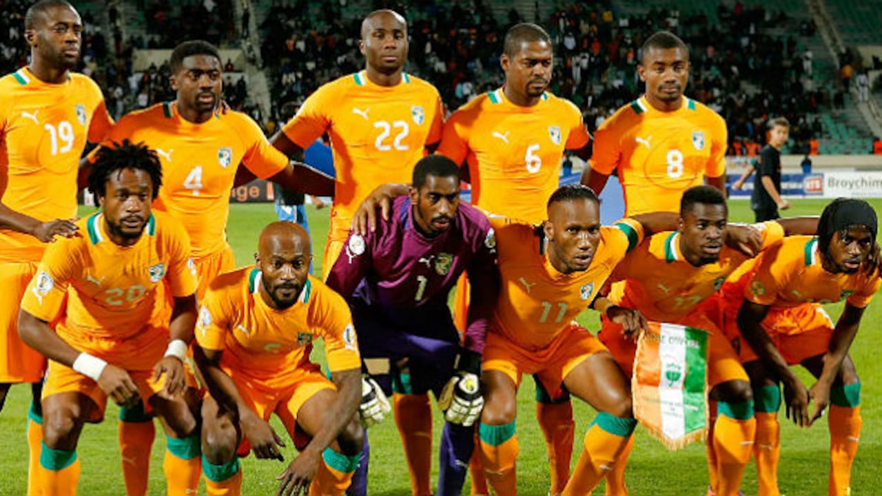 El equipo de Costa de Marfil, liderado por Drogba y Touré.