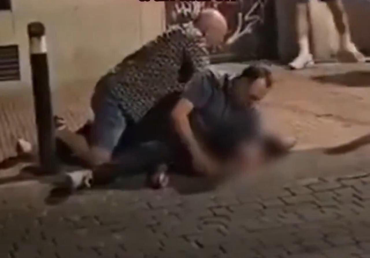 Un policía local fuera de servicio reaccionó a un presunto hurto