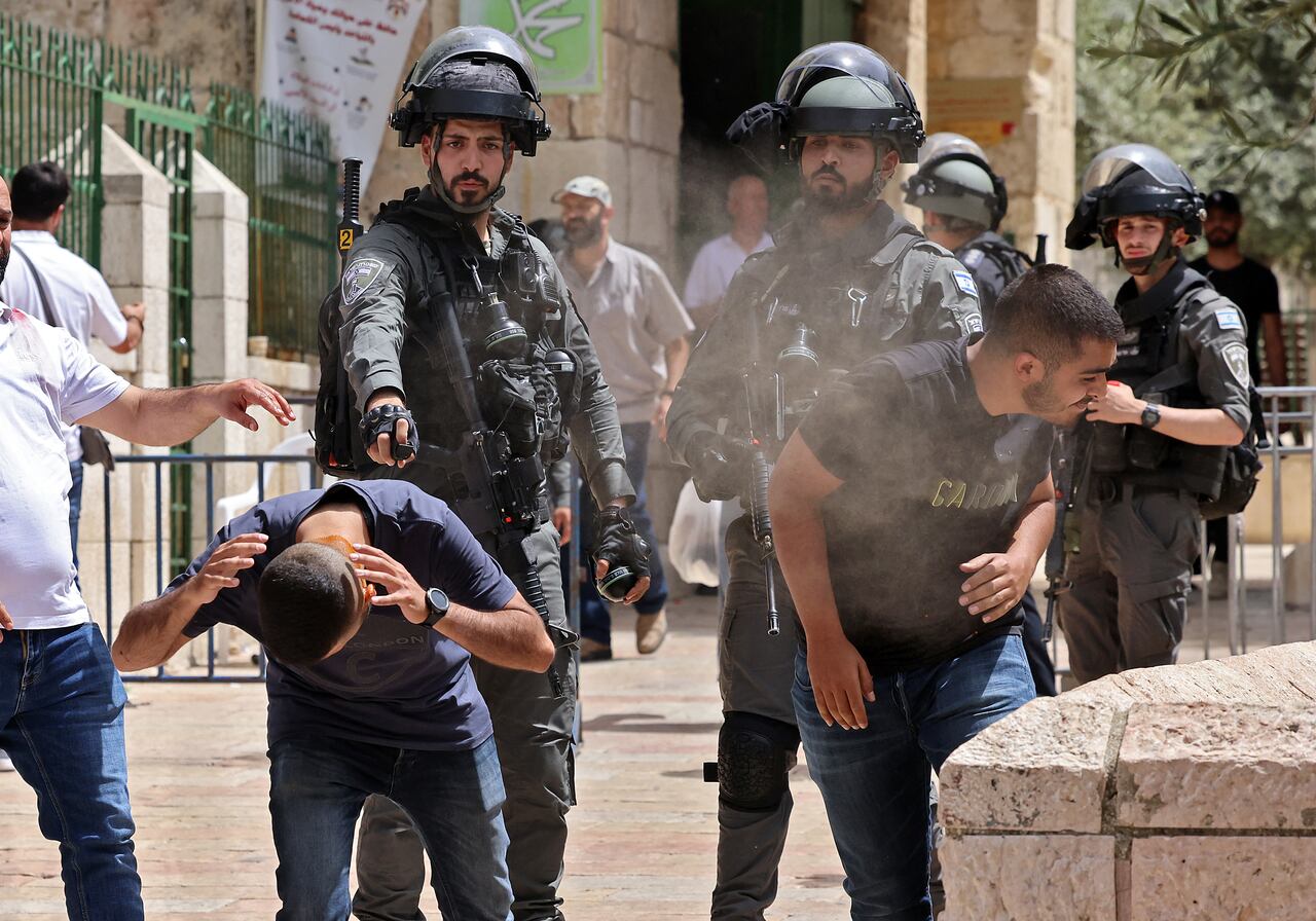 Jerusalén: Se agrava situación, nuevos enfrentamientos dejan más de 300 heridos