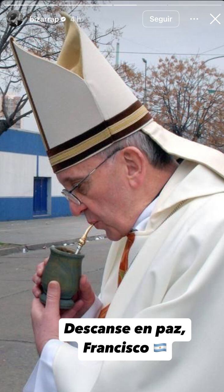 Aristas como Bizarrap, Lali Espósito, Emilia Mernes se despidieron del papa Francisco a través de sus redes sociales.