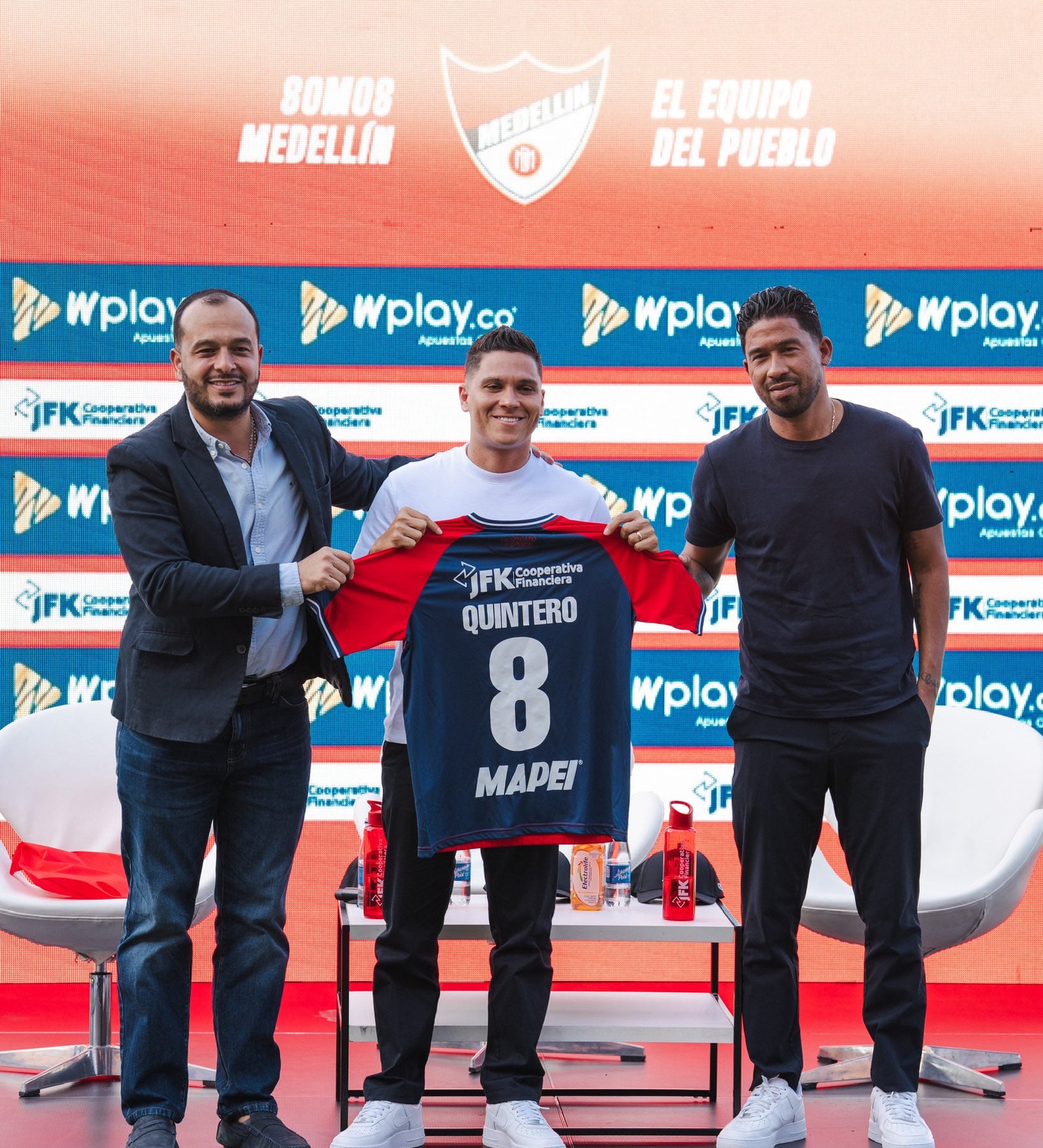 Juan Fernando Quintero, presentado como nuevo refuerzo del Medellín.