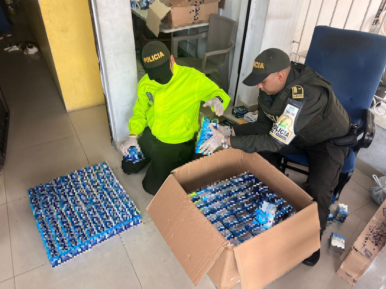 Medicamentos de contrabando, según la Policía Aduanera.