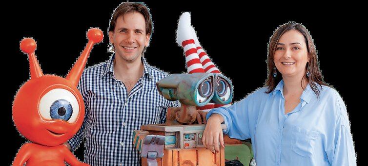 Manuel José Osorio y Alina Restrepo, ganadores premio Ventures categoria general.