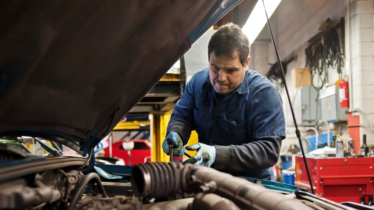 La elección del tipo de aceite adecuado es crucial para el funcionamiento del motor.