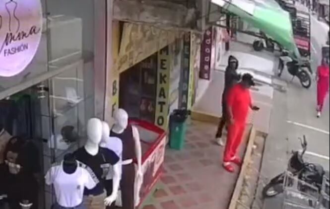 El sicario le disparó dos veces.