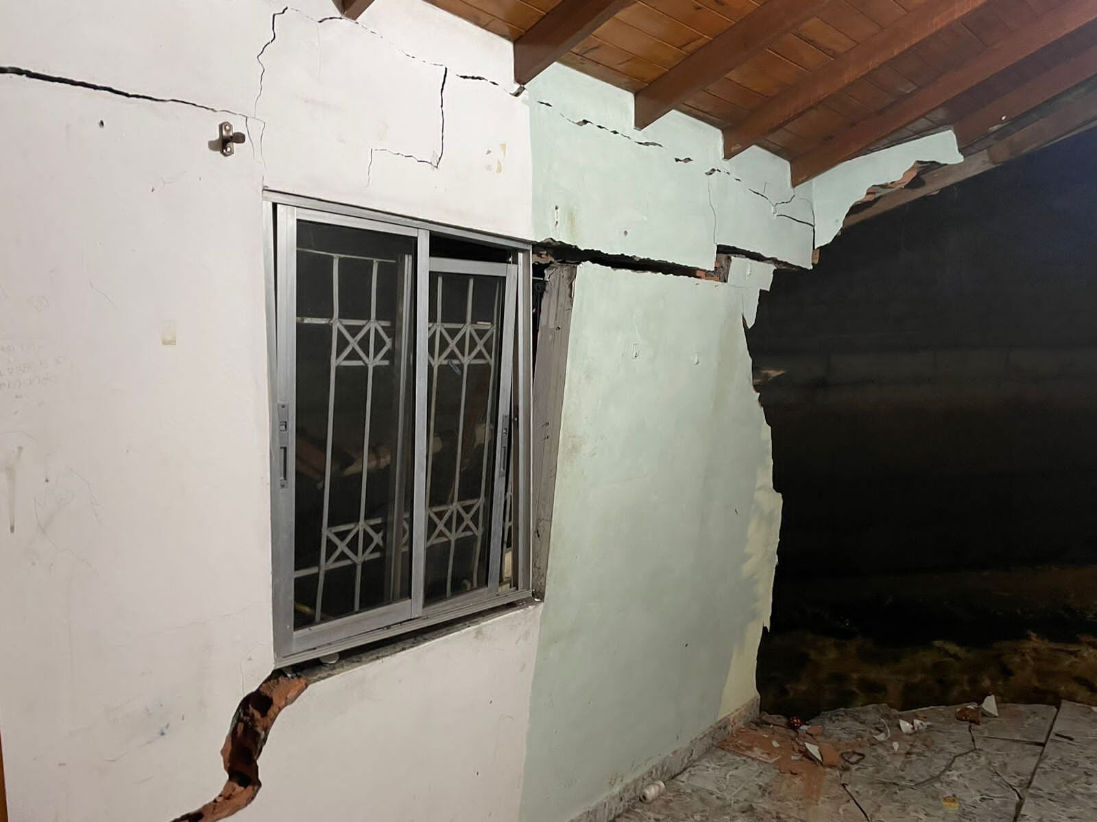 Entre las emergencias está el desbordamiento de la quebrada Donmatías