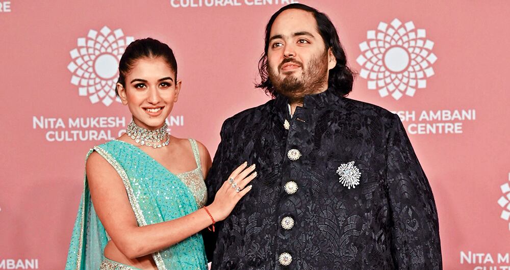 Anant Ambani, hijo del hombre más rico de India, se casará con Radhika Merchant.