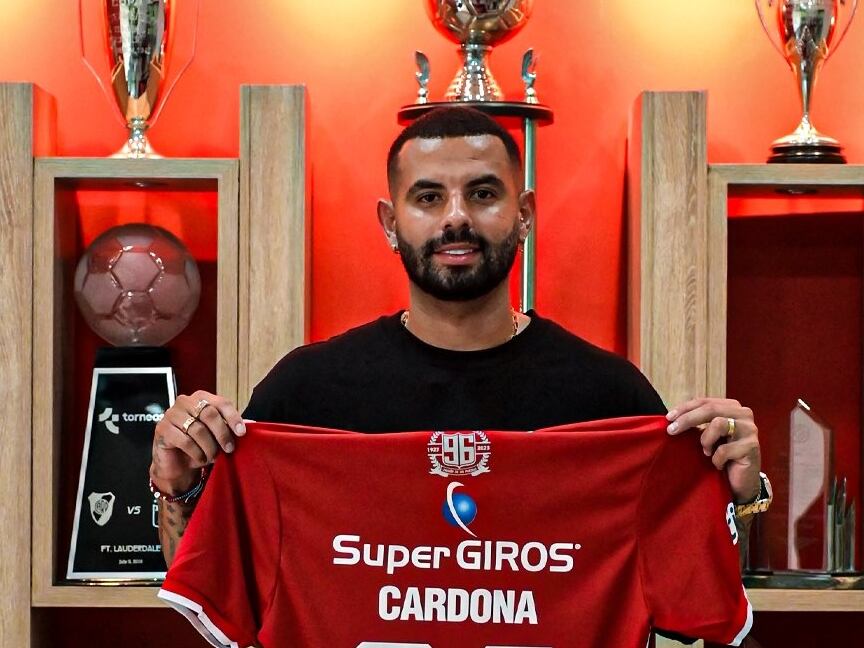 América de Cali oficializa la contratación de Edwin Cardona