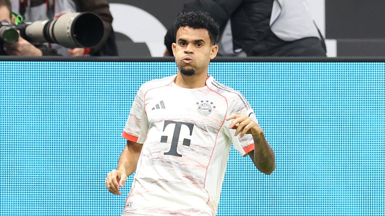Luis Díaz la primera vez que enfrentó a Eintracht Frankfurt con Bayern Múnich: doblete y asistencia.