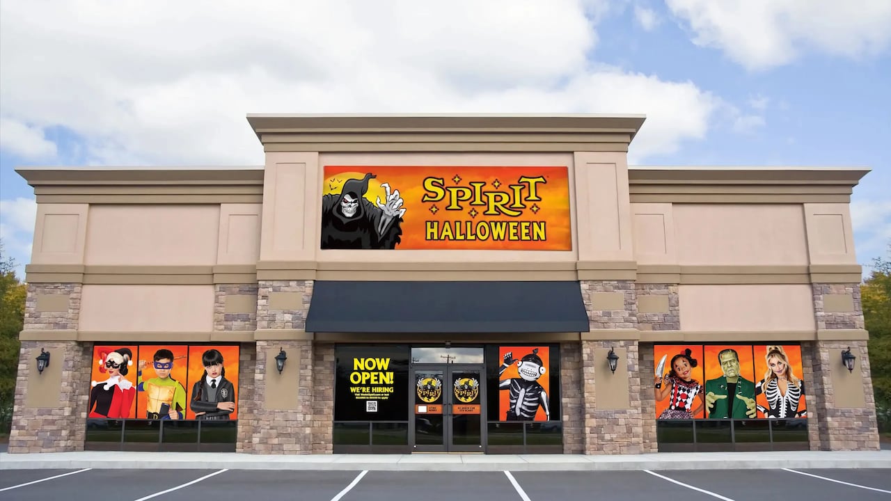 Reconocido minorista especializado en artículos de Halloween y propiedad de Spencer Spirit Holdings Inc.