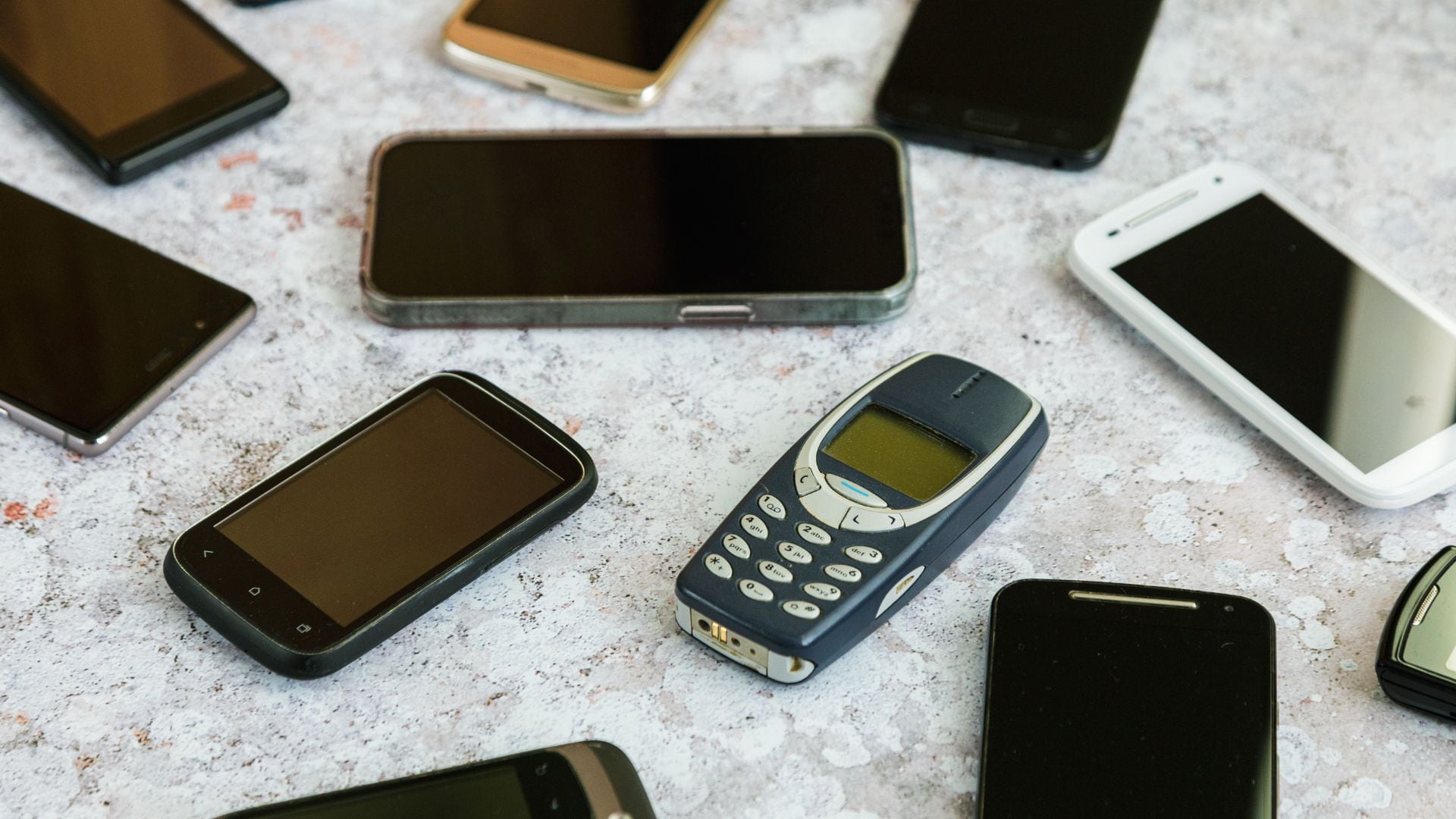 Los teléfonos desechables se han popularizado como herramientas de seguridad para proteger la privacidad.