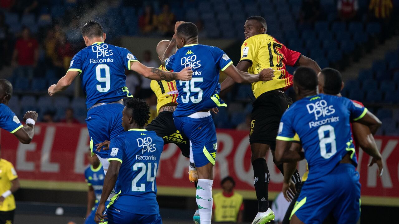 Pereira vs. Cali