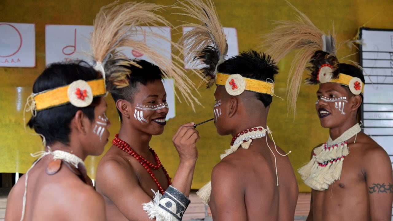 La comunicad LGTb de Nazareth, Colombia. Foto: Raul Arboleda / AFP