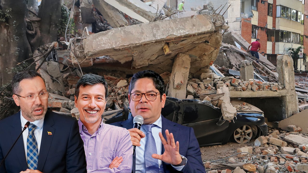 Los expertos señalan que las ayudas humanitarias de emergencias deben llegar a todos los damnificados, sin importar su nivel de ingreso. De izq. a der. Jaime A. Beltrán, ministro de Vivienda; Hernando Zuleta, decano de Economía de los Andes y Guillermo Herrera, presidente de Camacol.