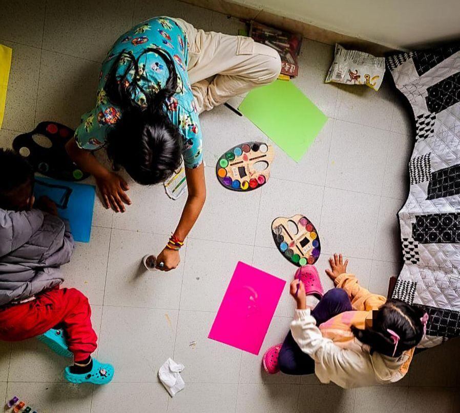 Niños indígenas rescatados de la selva del Guaviare en protección del ICBF