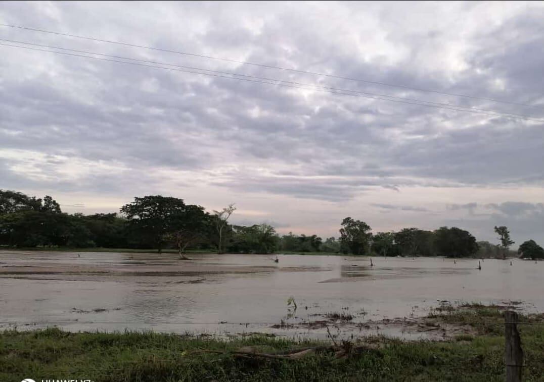 Desbordamiento del Río Cachira.