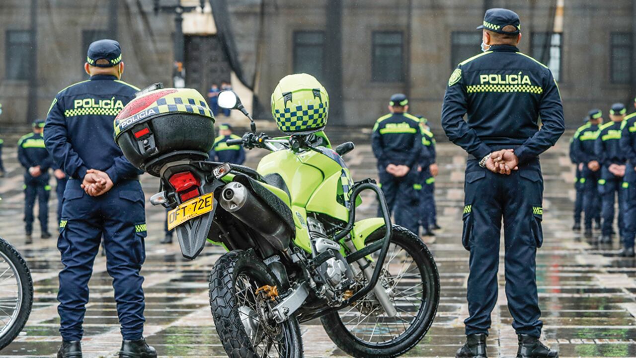 El contrato tiene como propósito dotar de balas calibre 9 milímetros a los uniformados que patrullan las calles.