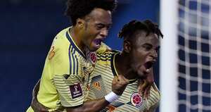 Juan Guillermo Cuadrado y Davinson Sánchez