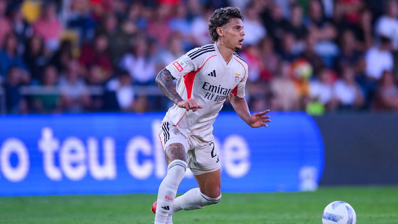Richard Ríos con Benfica.