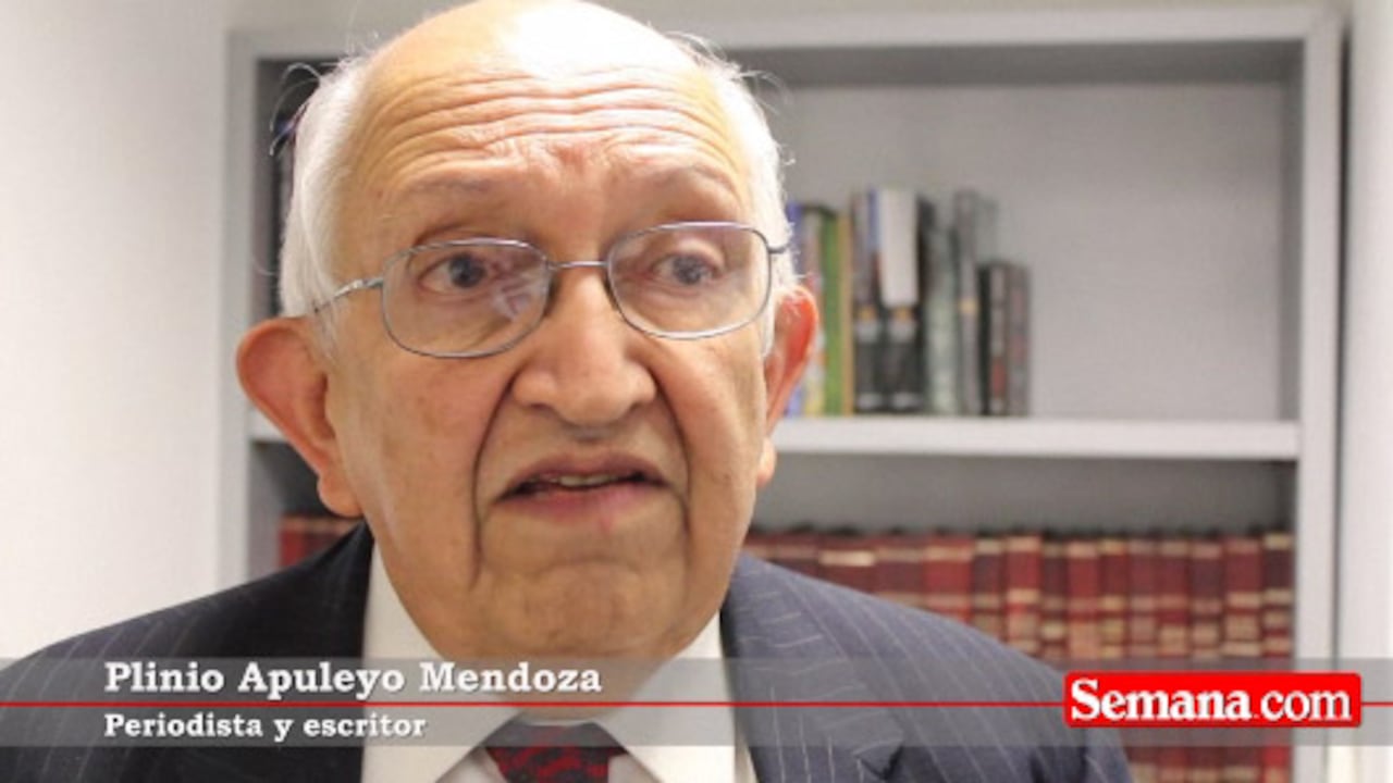 Plinio Apuleyo, periodista y escritor.