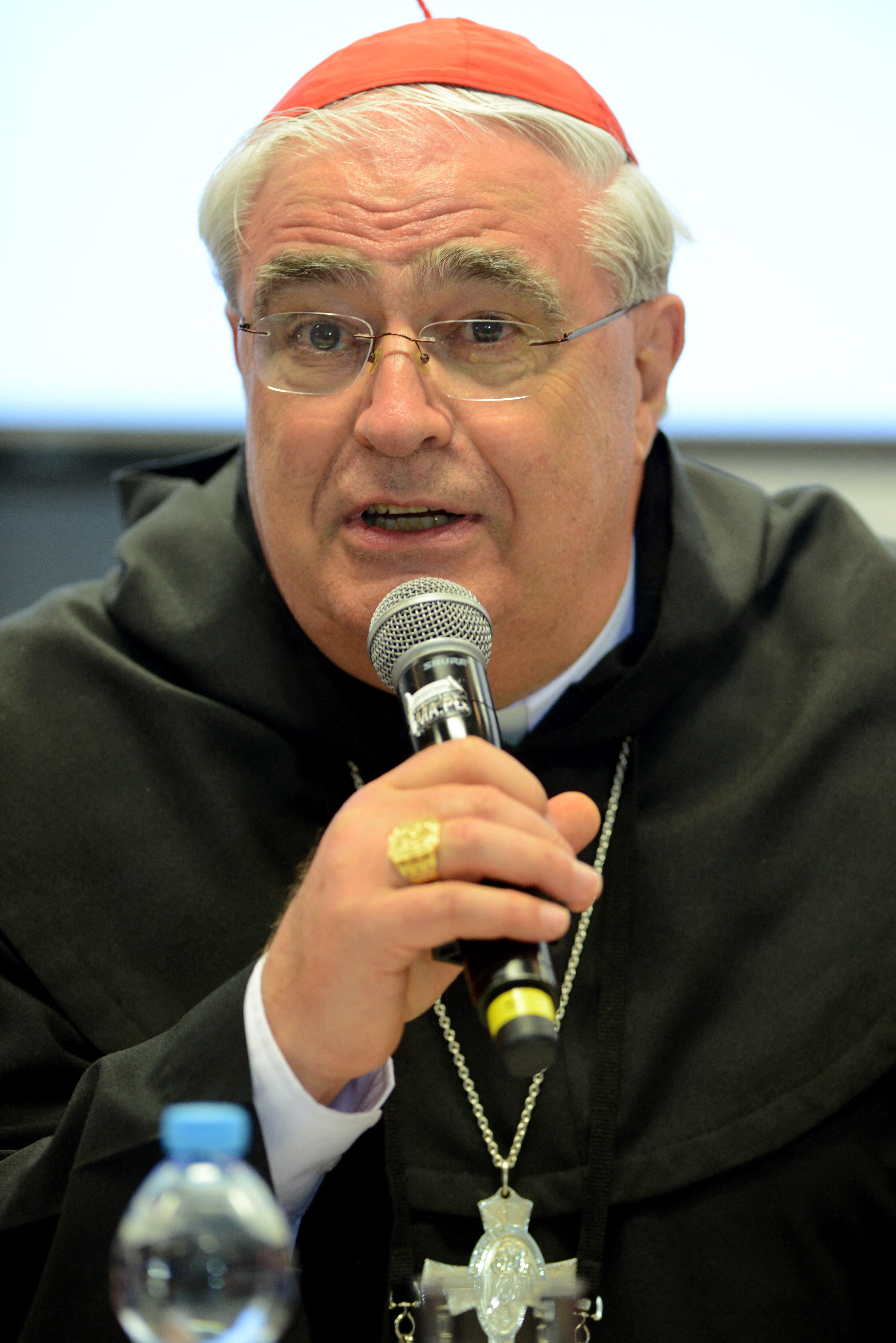 El cardenal José Luis Lacunza de Panamá asiste a una conferencia de prensa el 31 de julio de 2016 en el Tauron Arena de Cracovia, el último día de las Jornadas Mundiales de la Juventud (JMJ).