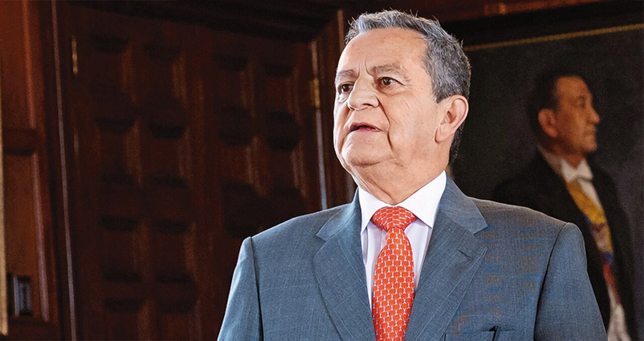 JOSÉ ANTONIO SALAZAREx secretario general