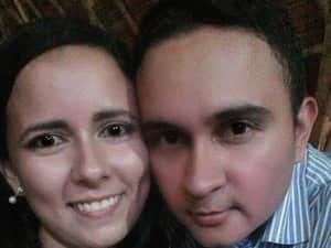 Carolina Gutiérrez y Cesar Pacheco se conocieron en 1998, estuvieron juntos desde entonces.