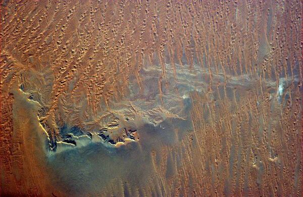 Incluso desde el espacio es posible apreciar la sequia del desierto en Arabia Saudita (Chris Hadfield @Cmdr_Hadfield)