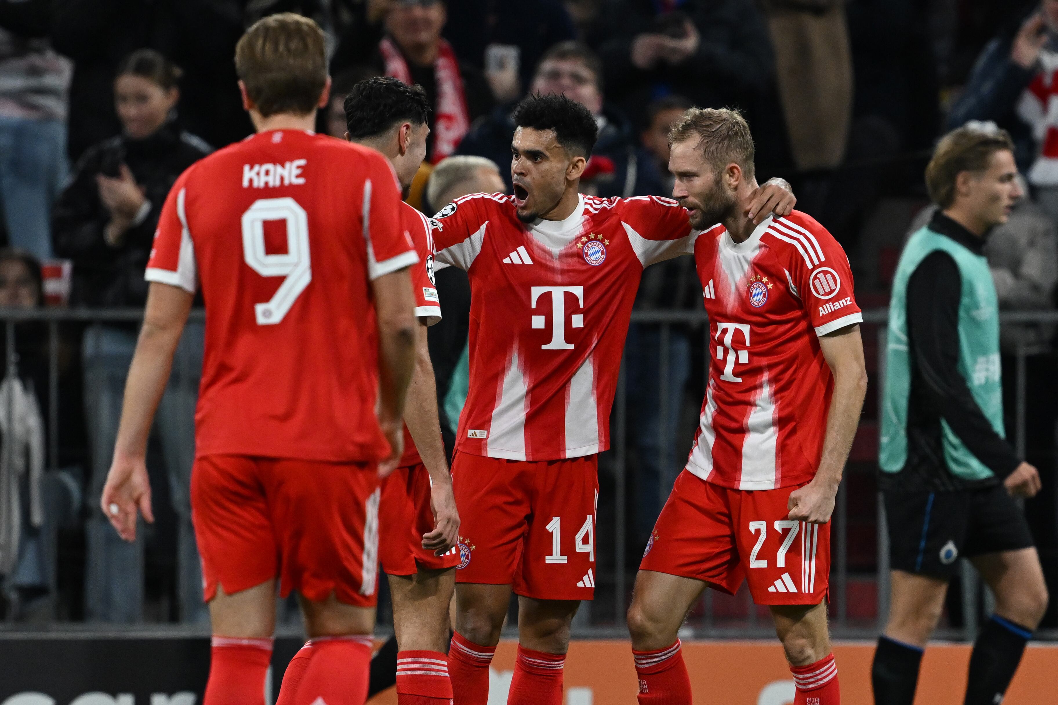 Bayern Munich's Luis Diaz, center, celebrates scoring during the Champions League soccer match between Bayern Munich and FC Brugge in Munich, Germany, Wednesday Oct. 22, 2025. (Sven Hoppe/dpa via AP)