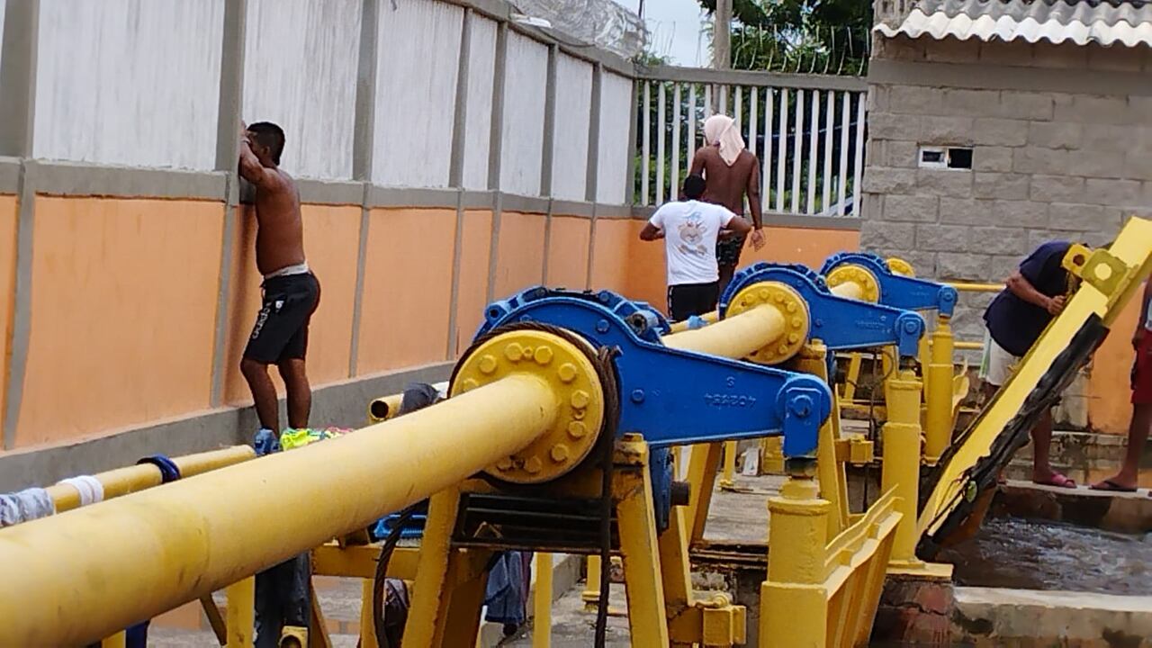 C.R.A denuncia daños y prácticas extorsivas en el manejo del sistema de compuertas en el Corregimiento El Porvenir, en El Guájaro.