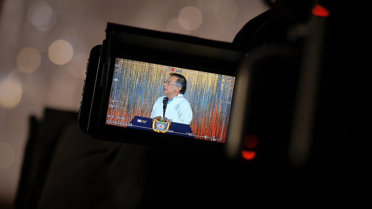 El presidente, Gustavo Petro, en la noche del 15 de julio de 2025 en la Casa de Nariño, en Bogotá