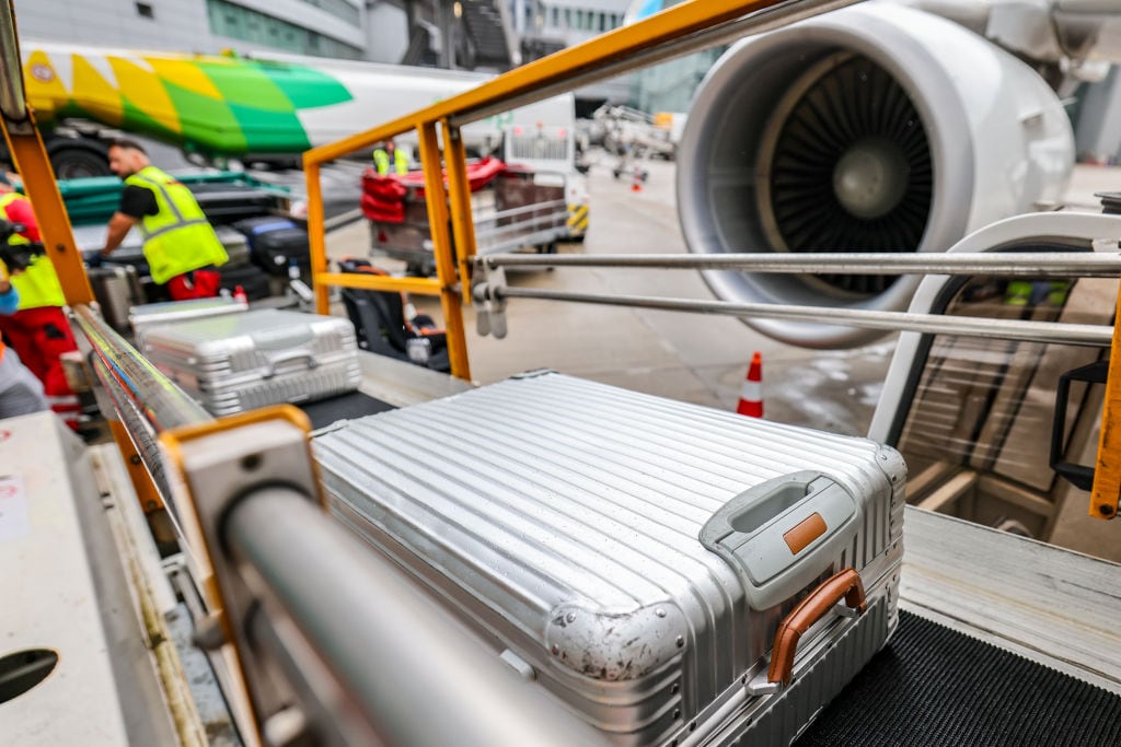 Maleta en el aeropuerto