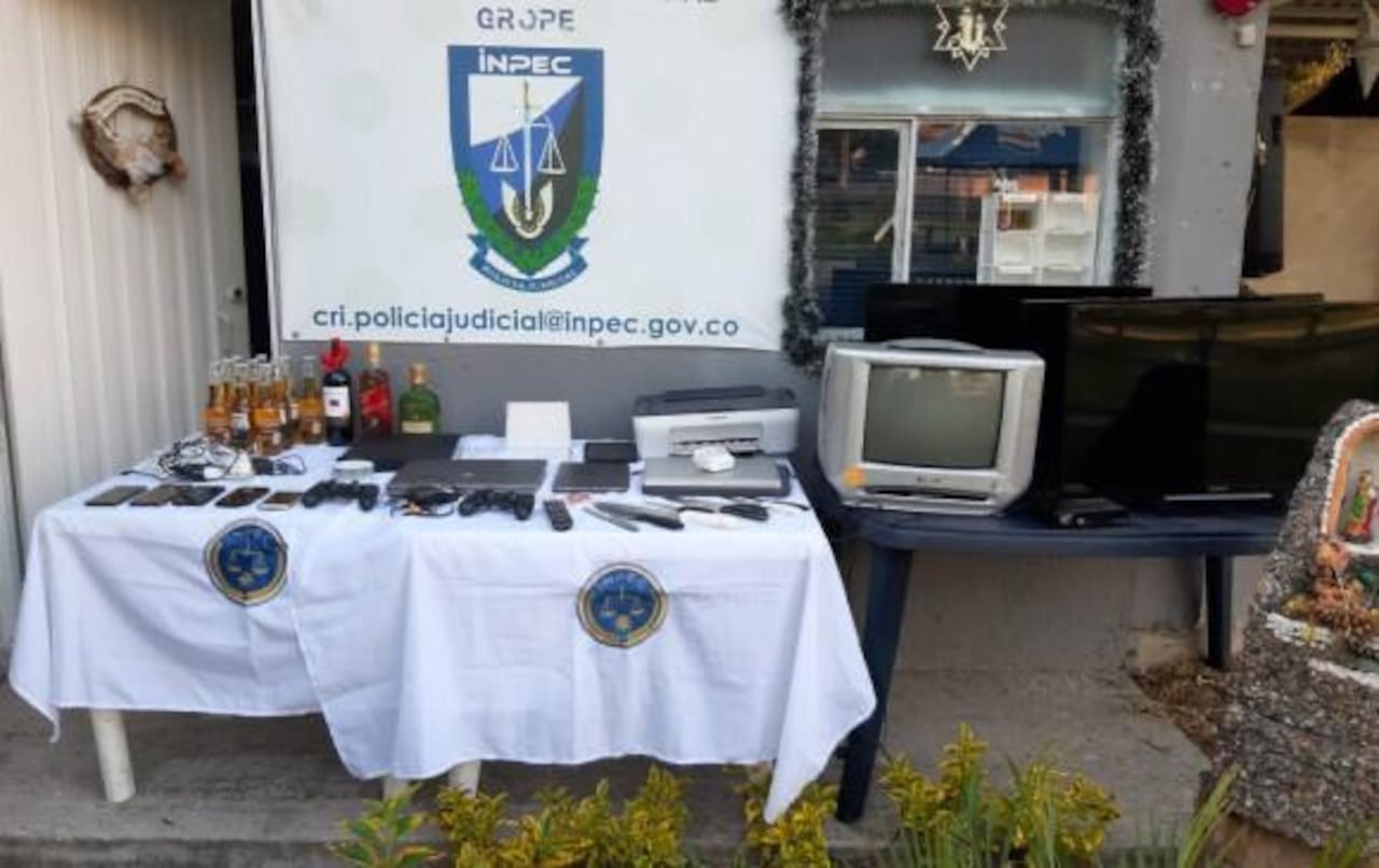 Los elementos hallados en la celda de Juan Guillermo Monsalve.