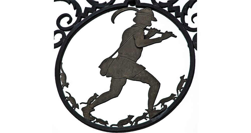 Hamelin es uno de los pocos sitios con nombre propio en los relatos germánicos