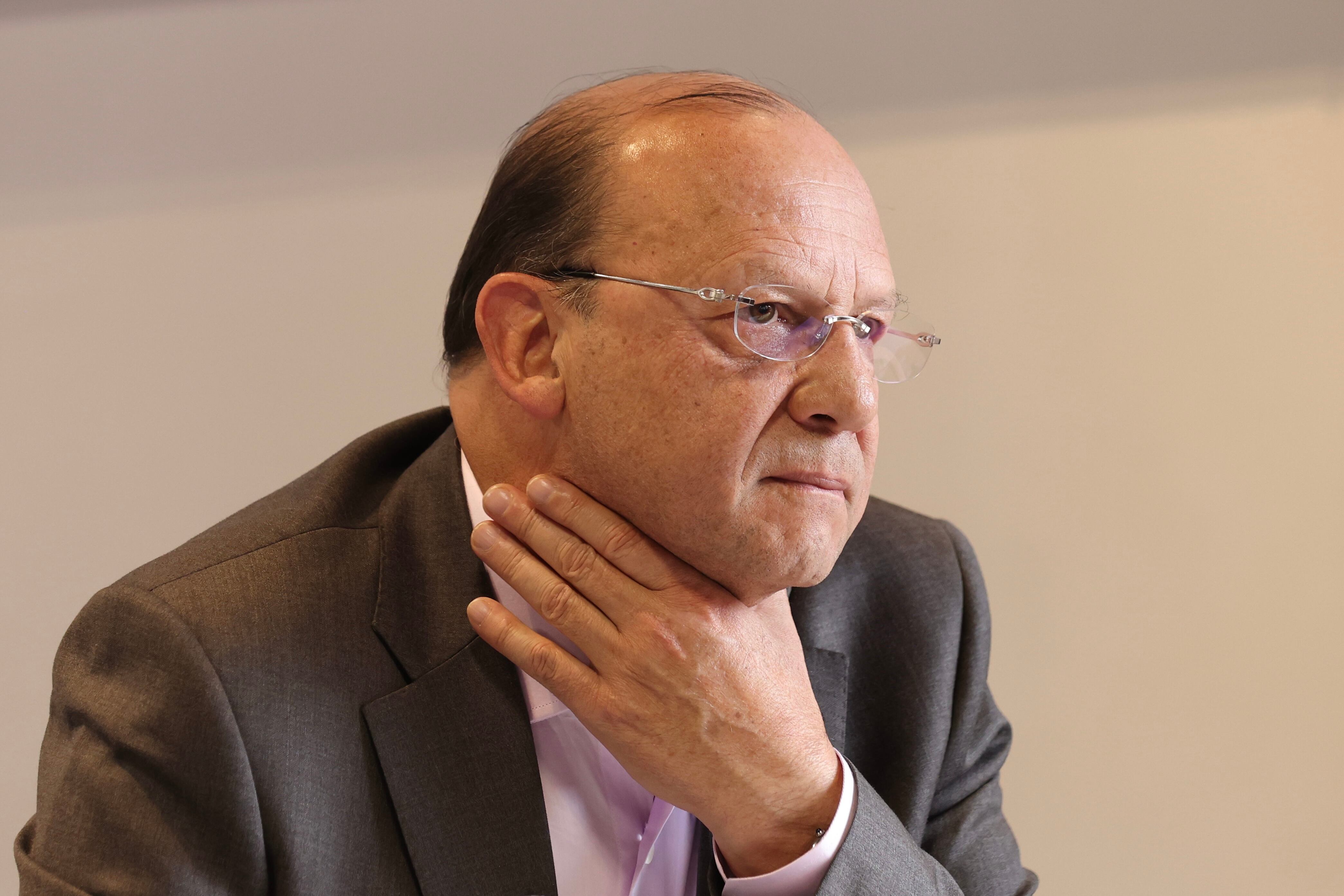 Nuevo Ministro de Hacienda Germán Ávila