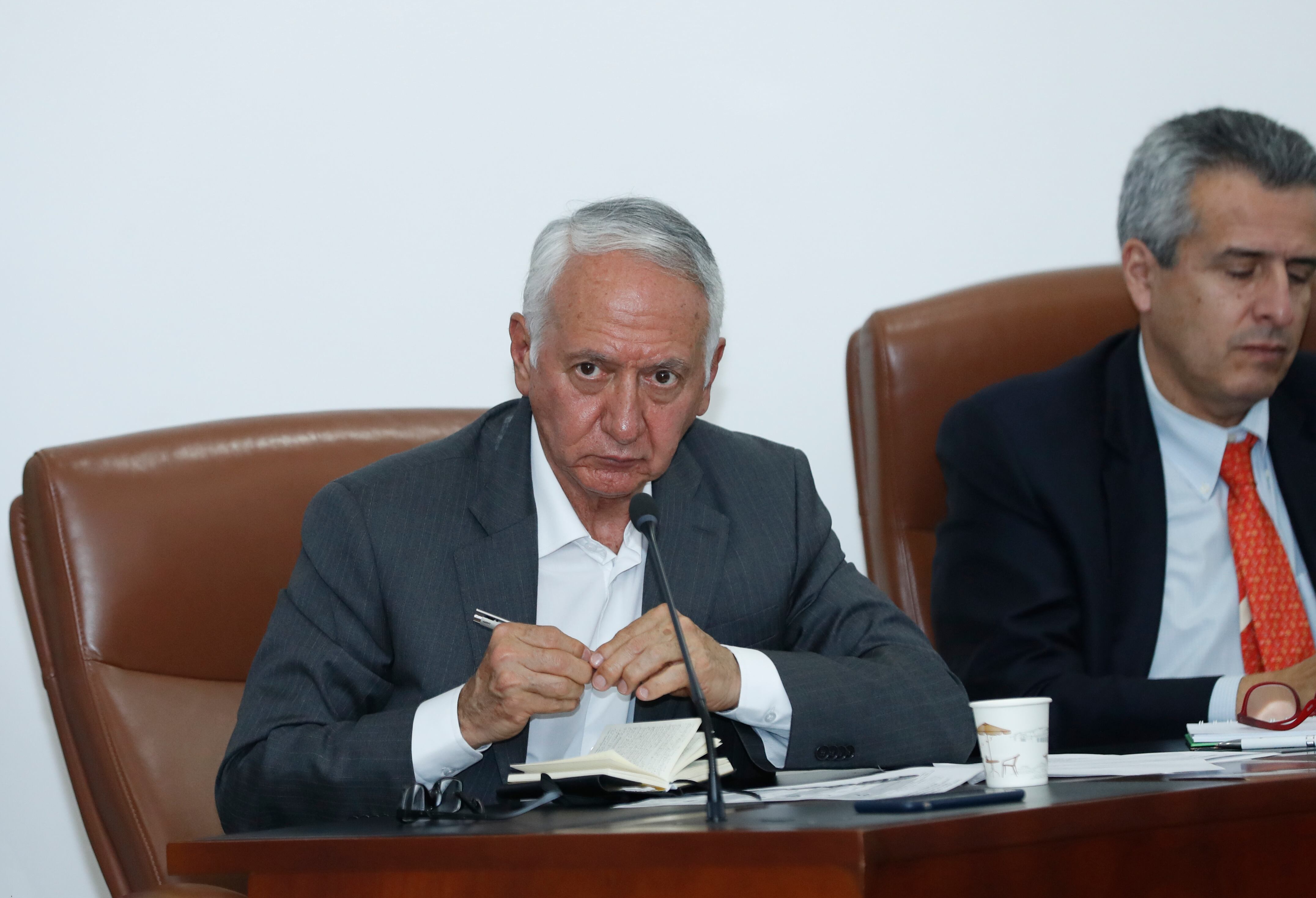 Representantes  debate de la reforma a la salud