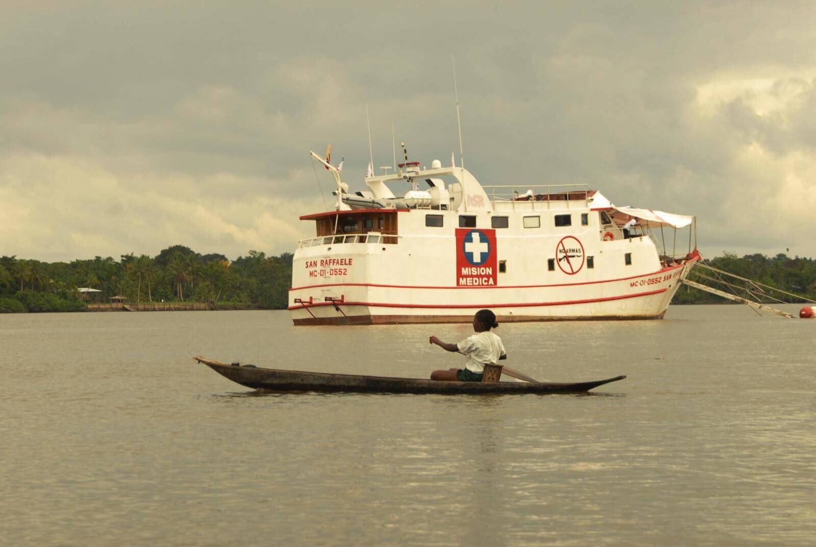 Barco Hospital San Raffaele realiza 13 misiones médicas, durante 12 días al mes durante los 12 meses.  El navío visita 10 municipios del Litoral Pacífico en los departamentos Chocó, Cauca, Valle y Nariño. 